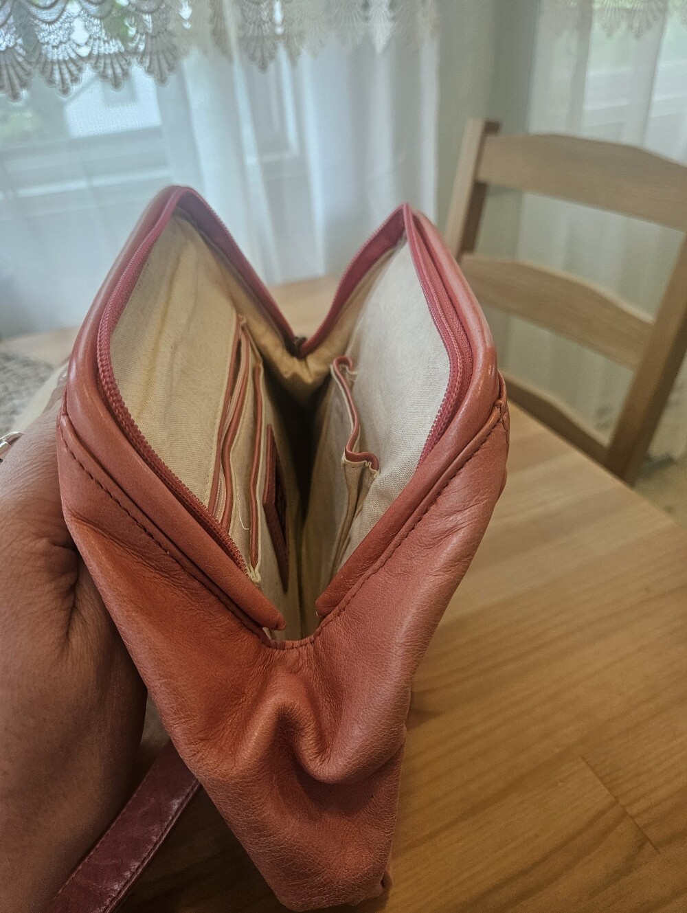 Vintage Pink Hobo International leather handbag - Picture 8 of 15